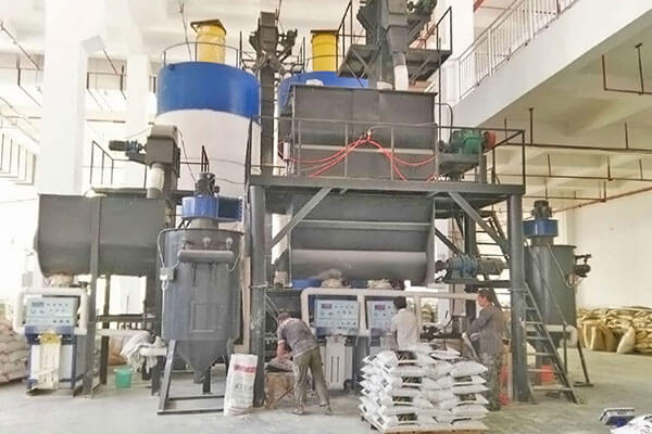 Thermoplastic road marking paint plant