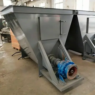 Finished product bin for wall putty making machine